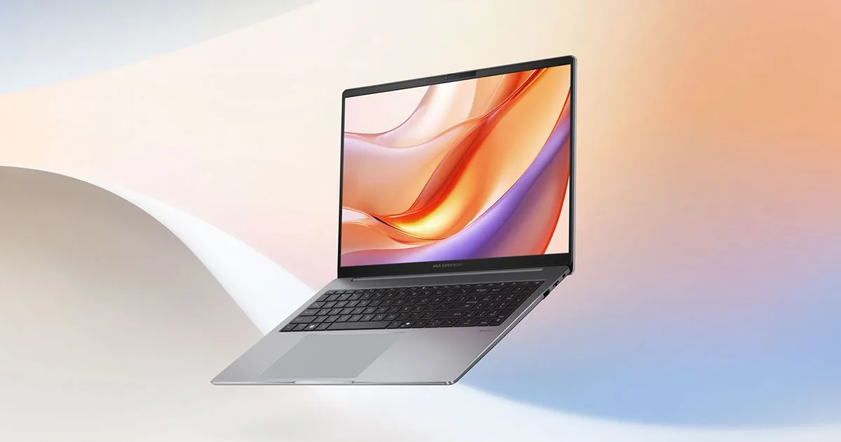ASUS ExpertBook P3 PM3606CKA (foto de ASUS)
